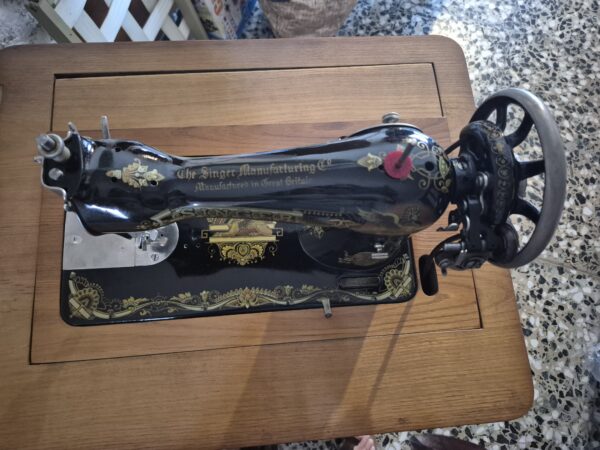 Máquina de coser Singer modelo 66 “Lotus” (1924) – Antigüedad coleccionable - Imagen 2